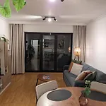 Vista Linda, Vlak Bij Zeedijk En Appartamento
