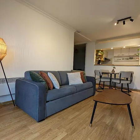 Appartement Vista Linda, Vlak Bij Zeedijk En Oostende