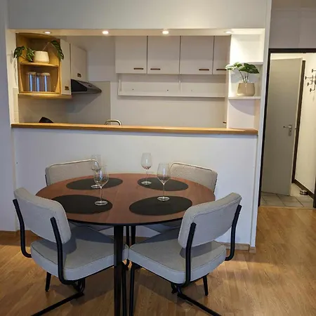 Vista Linda, Vlak Bij Zeedijk En * Ostende