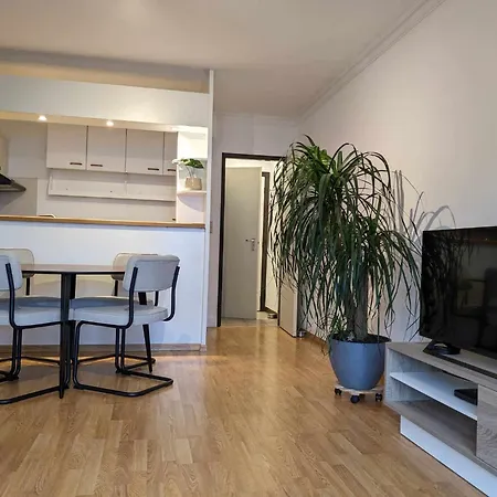 Vista Linda, Vlak Bij Zeedijk En Appartement