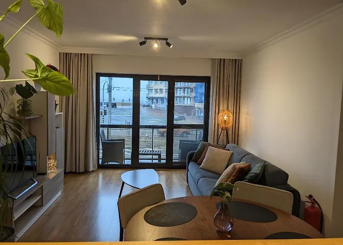 Vista Linda, Vlak Bij Zeedijk En *