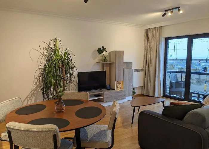 Vista Linda, Vlak Bij Zeedijk En