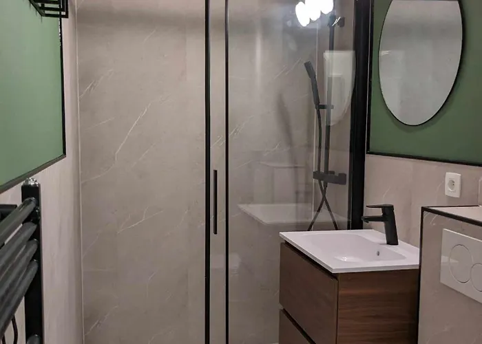 Vista Linda, Vlak Bij Zeedijk En *